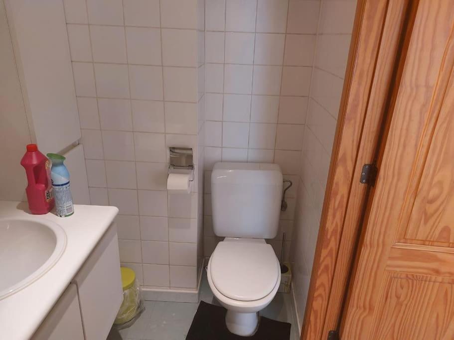 Charming 1-Bedroom Apartment Bruksela Zewnętrze zdjęcie