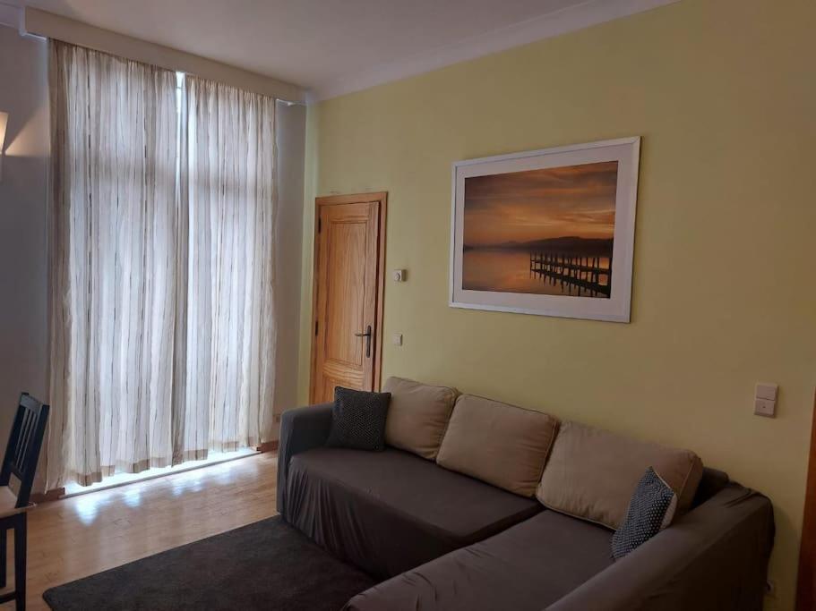 Charming 1-Bedroom Apartment Bruksela Zewnętrze zdjęcie